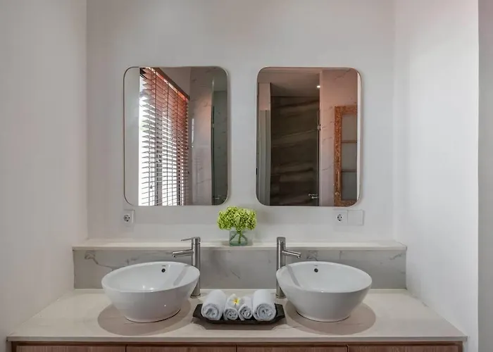 Balinese Luxury Amisha Villa: 4br In ヴィラ