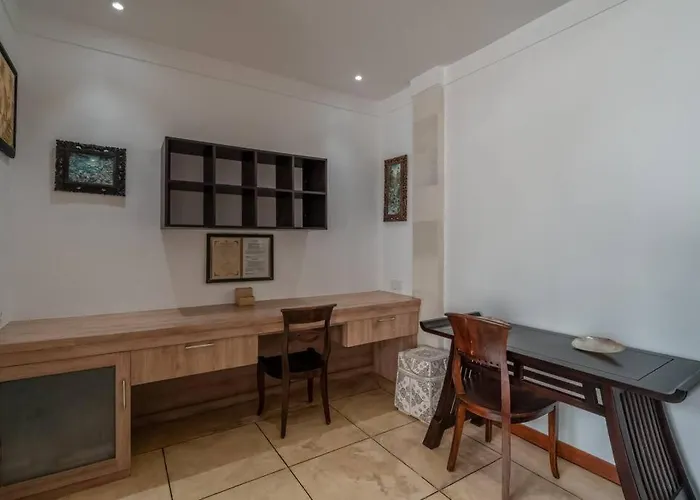 ヴィラ Balinese Luxury Amisha Villa: 4br In スミニャック