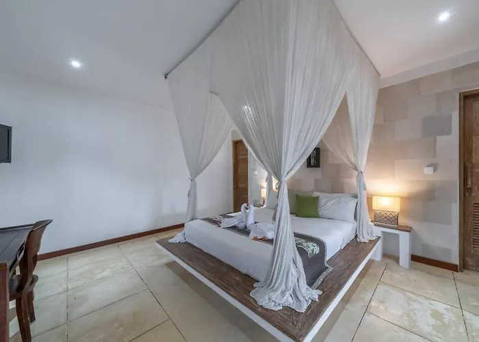 ヴィラ Balinese Luxury Amisha Villa: 4br In スミニャック